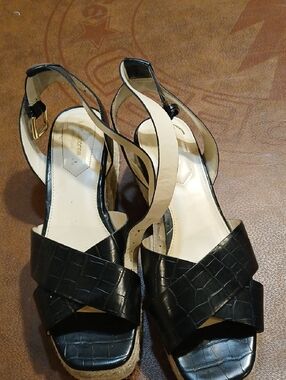 Liz Claiborne Black Croc-Embossed Slingback Wedge Sandals